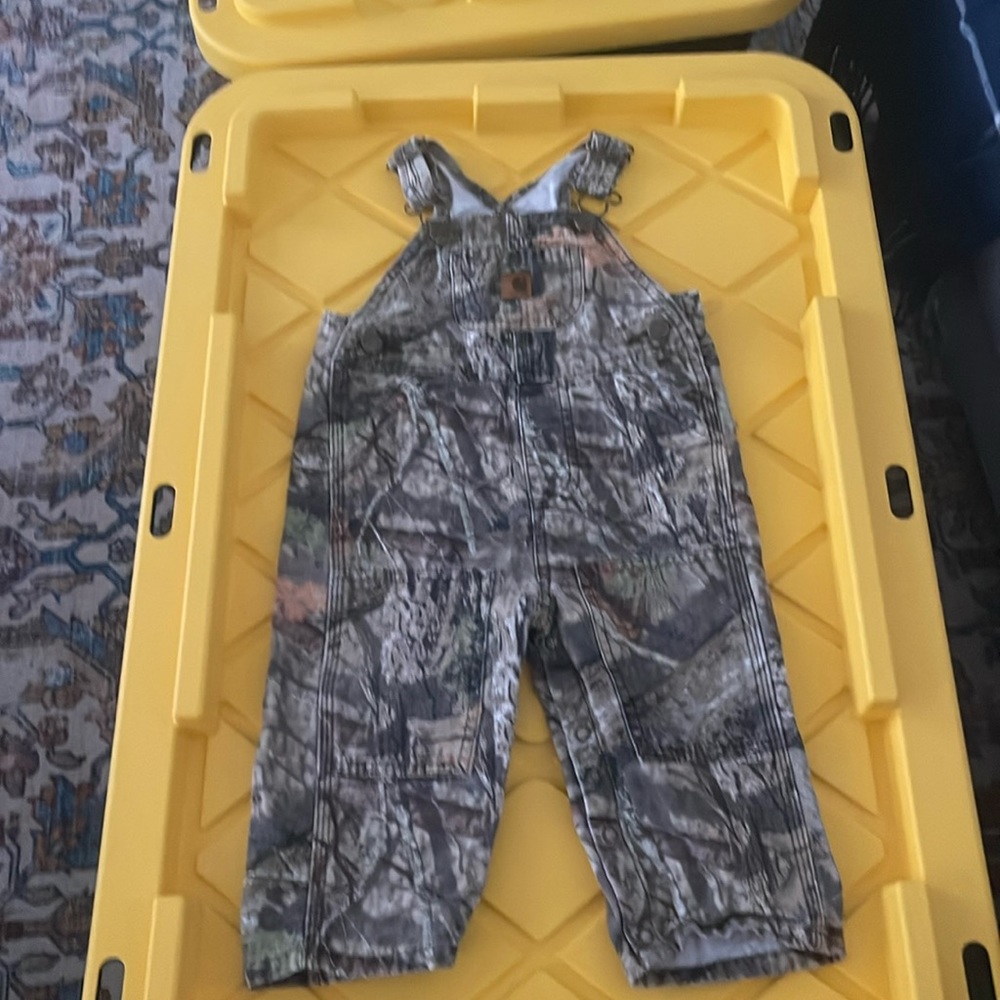 Carhartt CAMO BIB OVERALL (INFANT/TODDLER) excellent condition